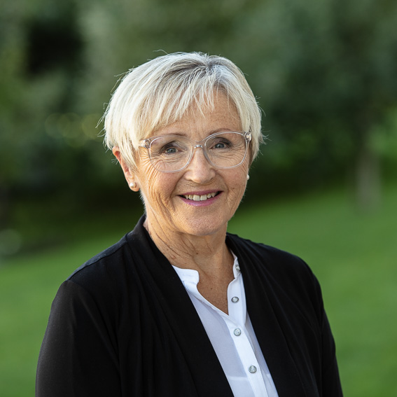 Liv Signe Navarsete. 
