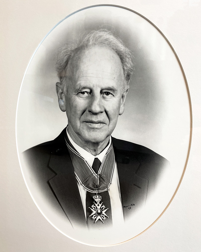 Portrett av tidligere fylkesmann i Oppland, Knut Korsæth.