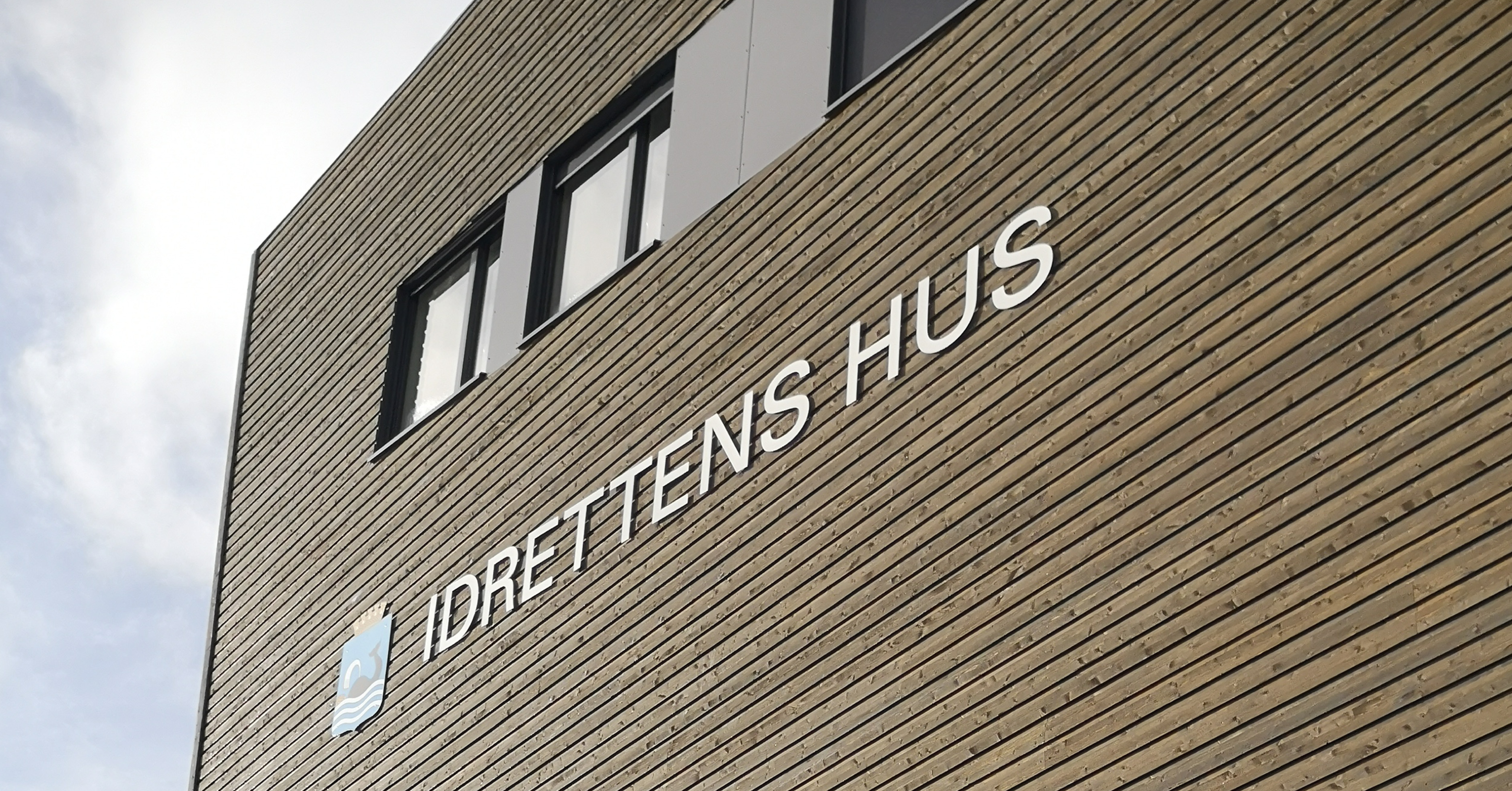 Idrettens hus i Molde er eit av Noregs største idrettsbygg i massivt tre.