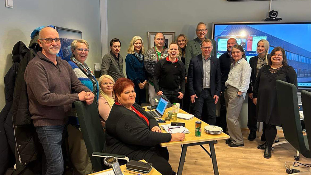 Foto av deltakere på kommunedialog med Evenes kommune