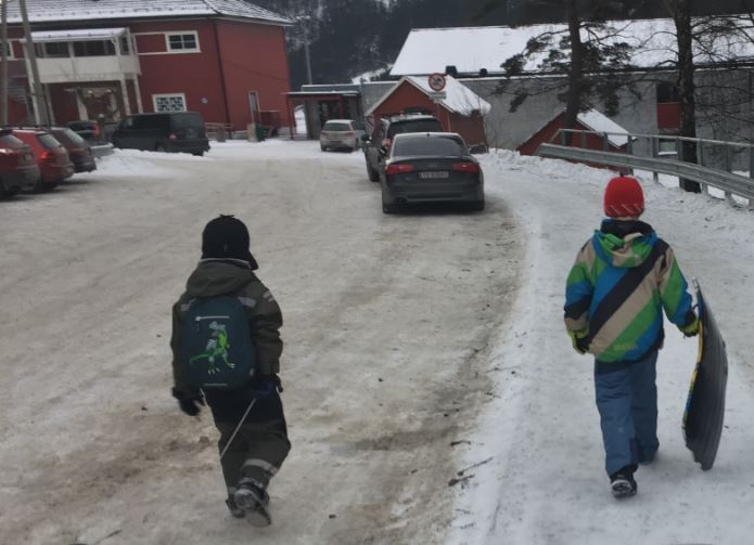 Snø som blir liggande kan innehalde forureining.
