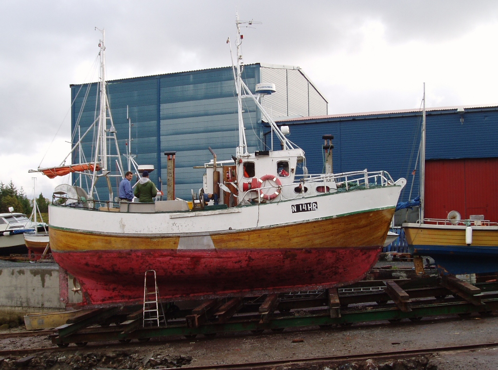 Båten er tatt på land for vedlikehold (Foto: Fylkesmannen i Nordland) Båten er tatt på land for vedlikehold (Foto: Fylkesmannen i Nordland)