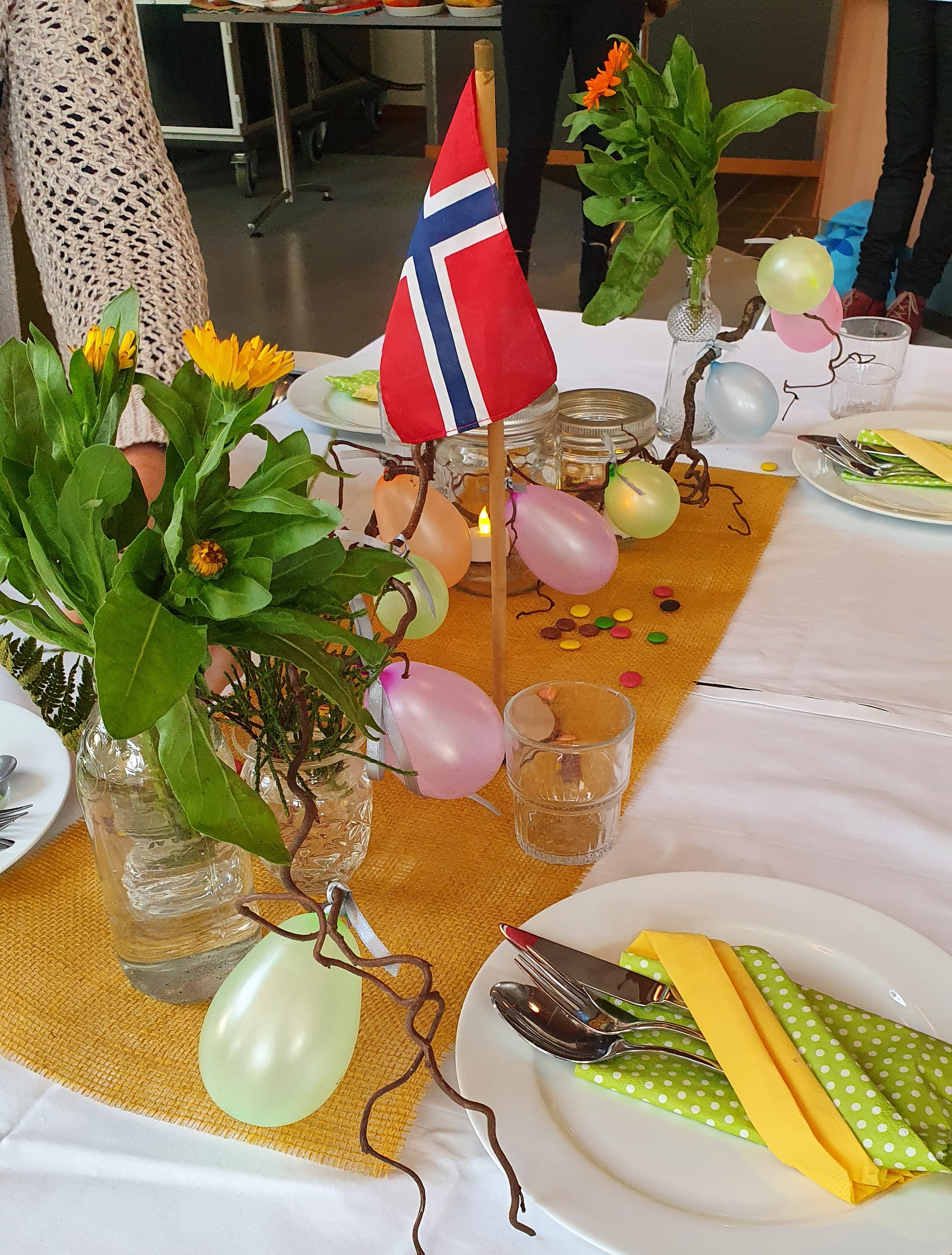 Eksempel på hvordan bordet kan pyntes. 